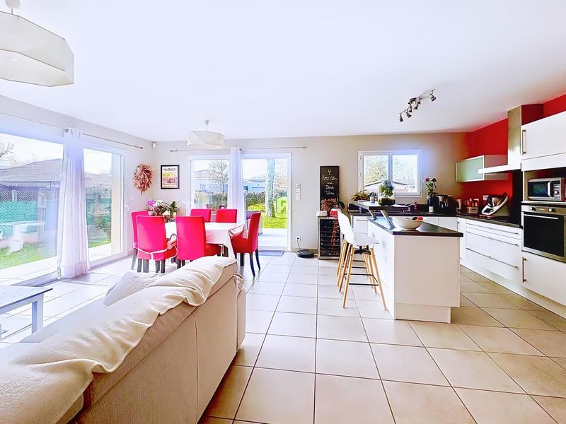 Maison - 85 m² - 4 pièces