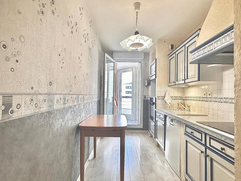 Appartement - 82 m² - 4 pièces