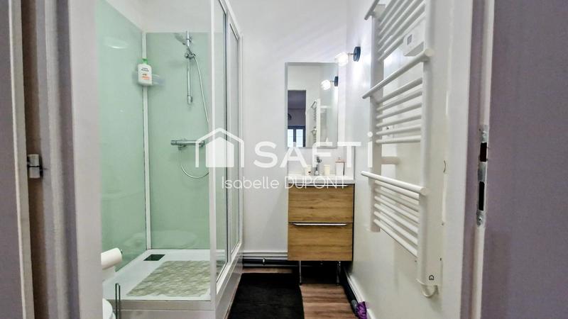 Maison - 210 m² - 9 pièces