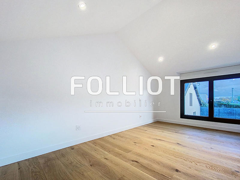 Maison - 89 m² - 5 pièces