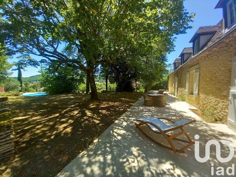 Maison - 180 m² - 5 pièces