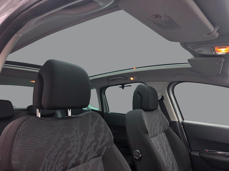 Peugeot 3008 - 1.6 Hdi 110 Cv Allure