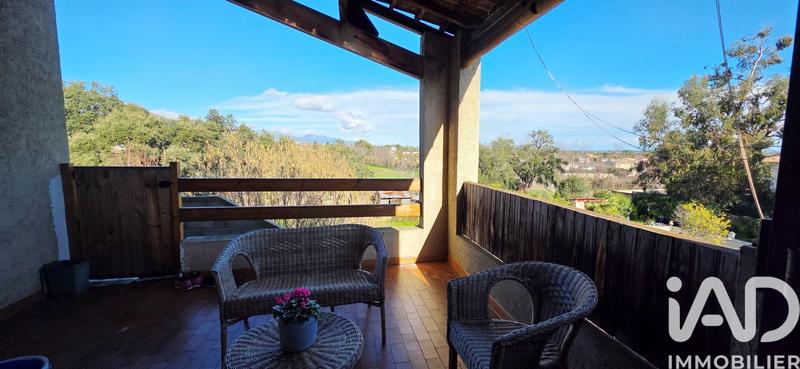 Maison - 204 m² - 9 pièces