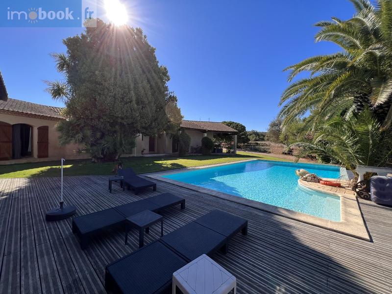 Maison - 150 m² - 4 pièces