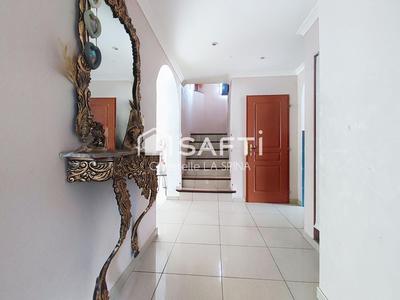 Maison - 170 m² - 6 pièces