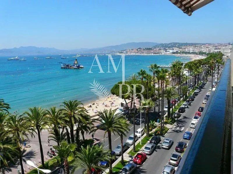 Appartement - 80 m² - 3 pièces