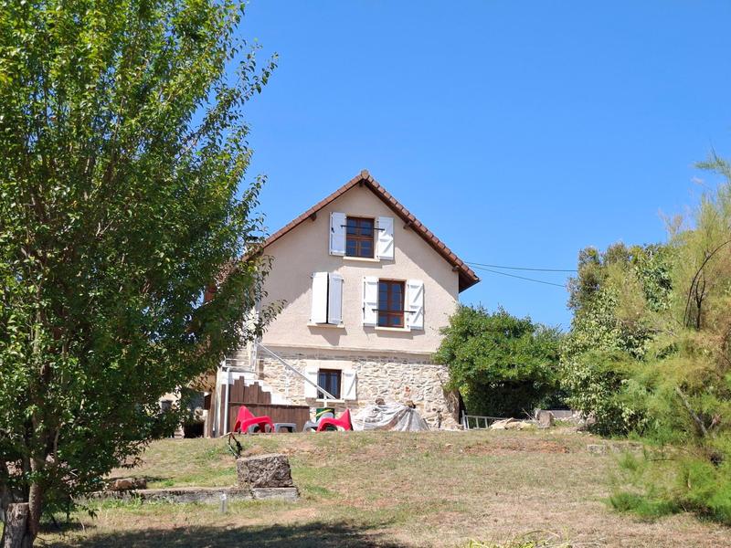 Maison - 138 m² - 5 pièces