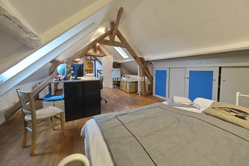 Maison - 167 m² - 6 pièces