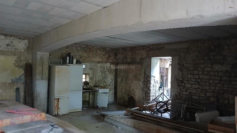 Moulin - 200 m² - 6 pièces