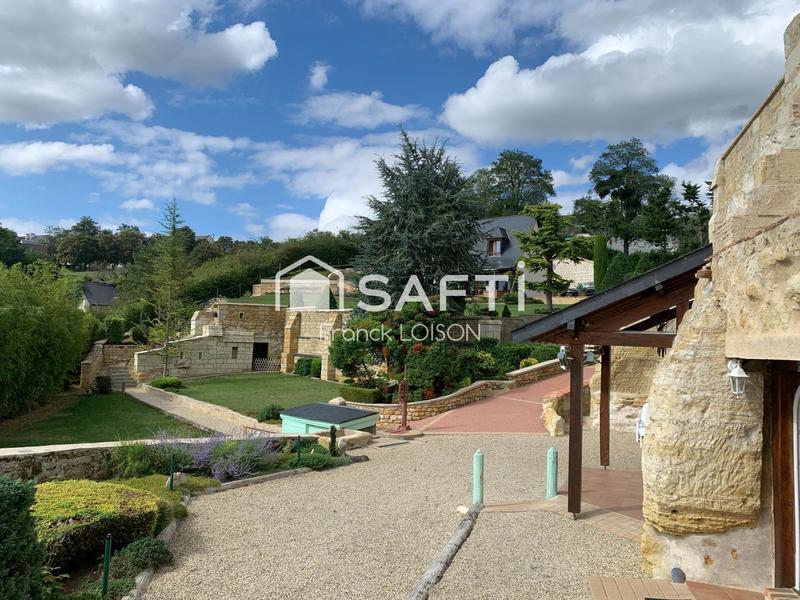 Maison - 229 m² - 11 pièces