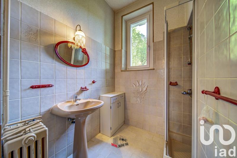 Maison - 193 m² - 8 pièces