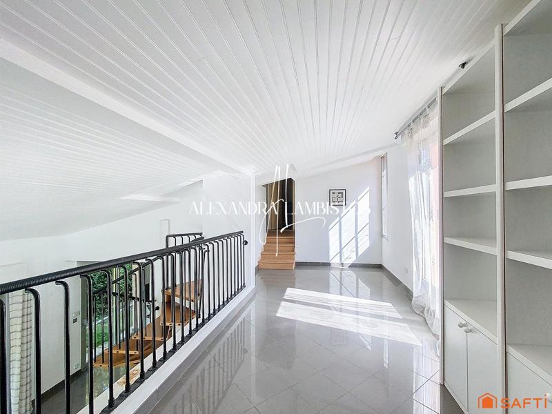 Maison - 209 m² - 6 pièces