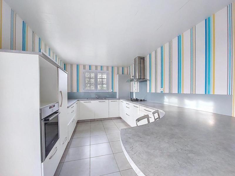 Pavillon - 133 m² - 6 pièces