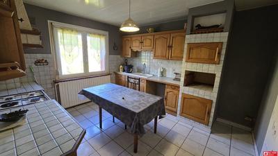 Maison traditionnelle - 130 m² - 7 pièces