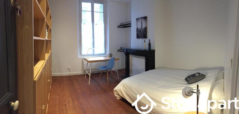 Chambre - 10 m² - 1 pièce