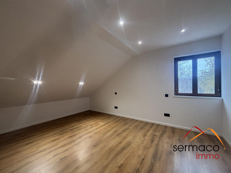 Maison - 200 m² - 6 pièces