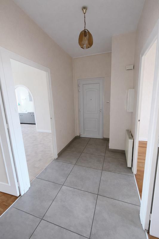 Appartement - 64 m² - 4 pièces