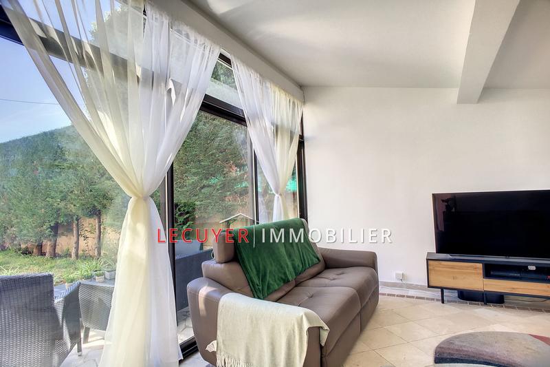 Appartement - 151 m² - 5 pièces