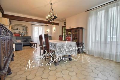 Maison - 164 m² - 5 pièces