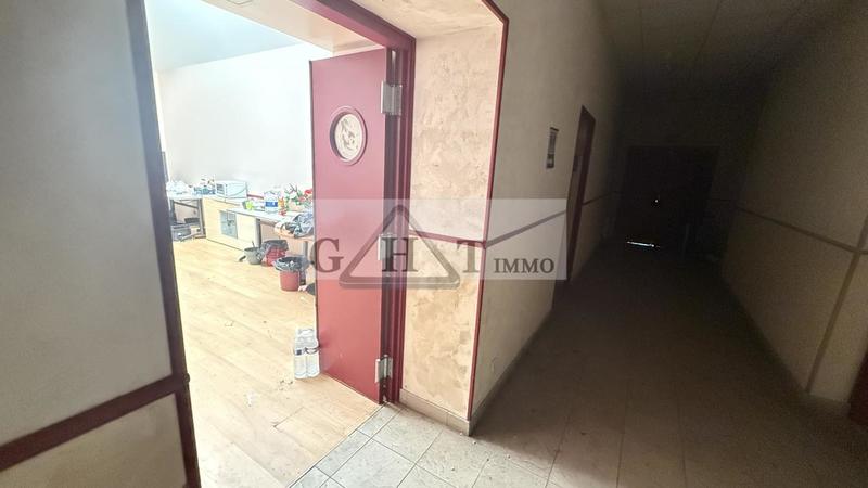 Entrepôt - 2 277 m²