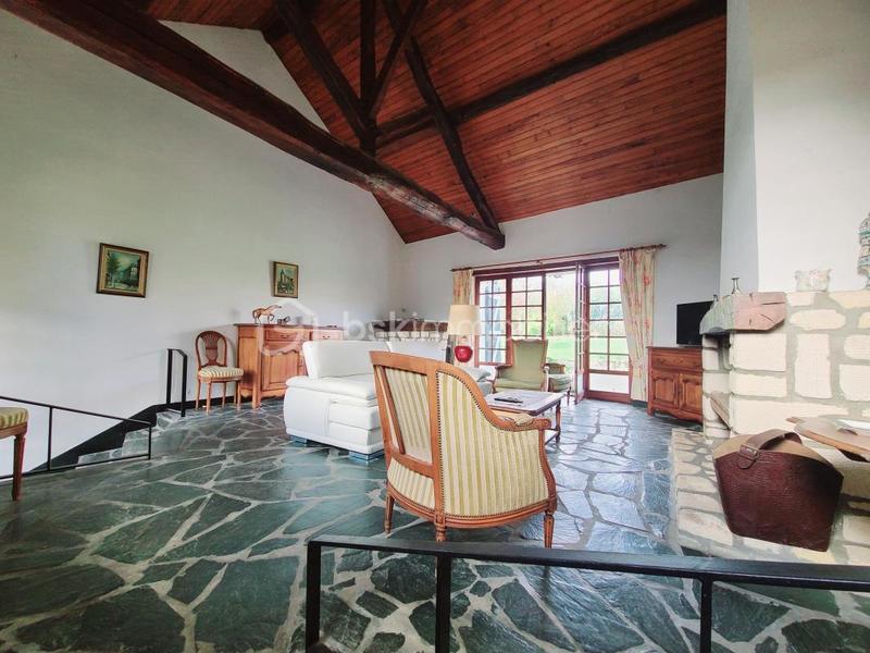 Corps de ferme - 139 m² - 6 pièces