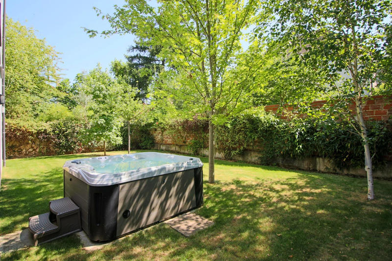 Maison - 143 m² - 5 pièces