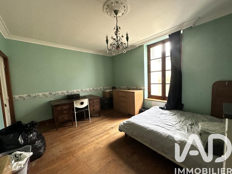 Maison de village - 222 m² - 8 pièces