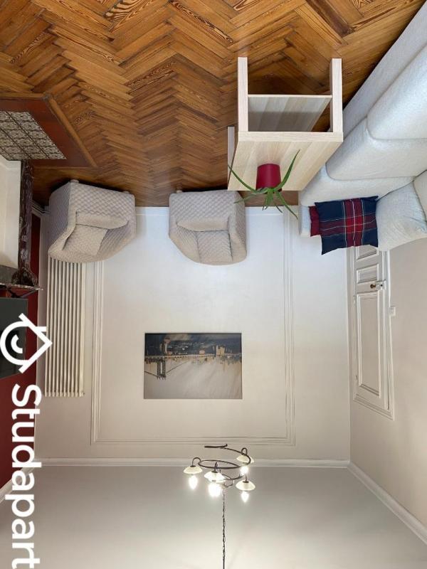 Chambre - 15 m² - 1 pièce