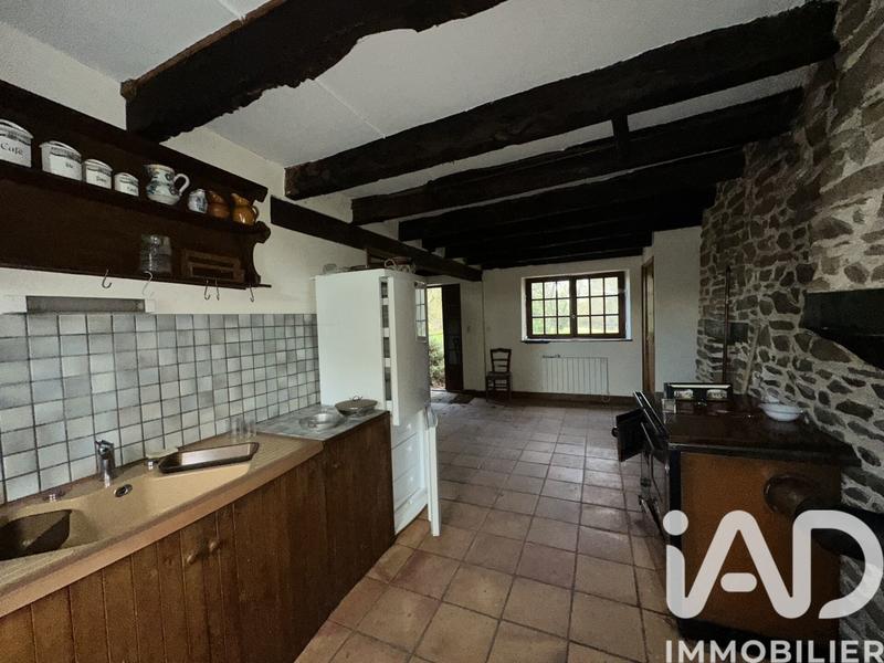 Maison - 238 m² - 7 pièces