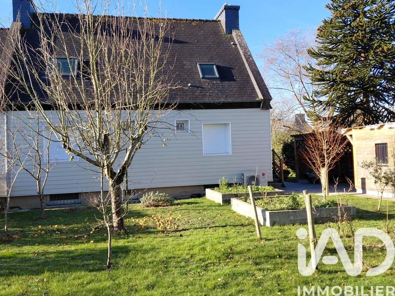 Maison - 122 m² - 5 pièces