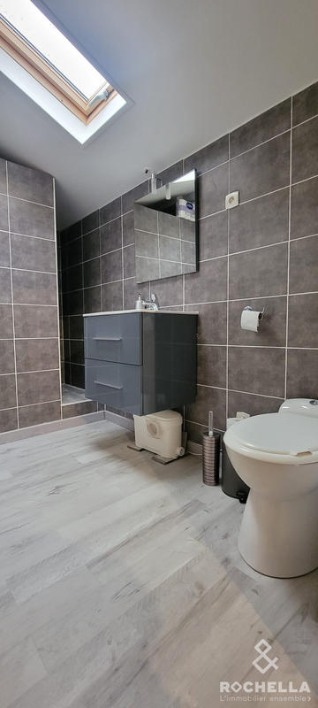 Maison ancienne - 271 m² - 9 pièces