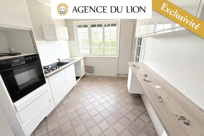 Maison - 92 m² - 6 pièces