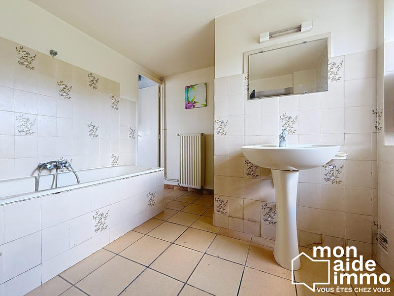 Maison - 217 m² - 6 pièces