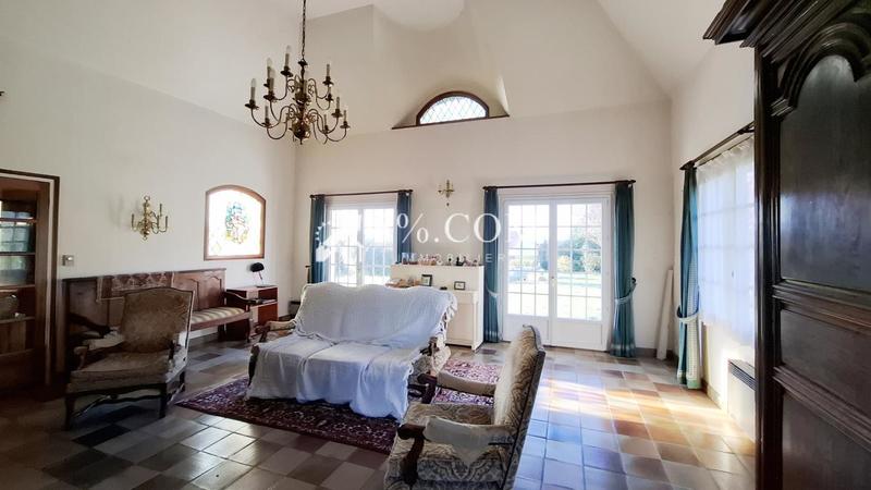 Pavillon - 185 m² - 8 pièces