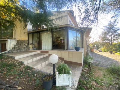 Maison - 159 m² - 5 pièces