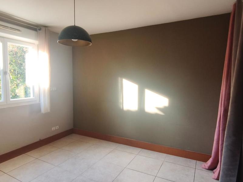 Appartement - 147 m² - 6 pièces