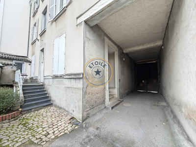 Parking / Garage - 14 m²