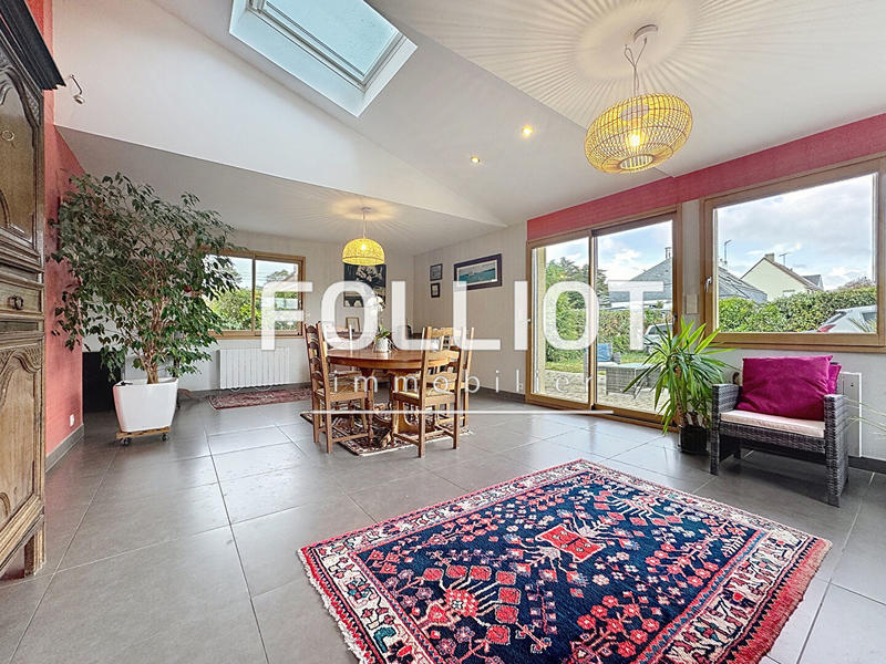 Maison - 170 m² - 7 pièces