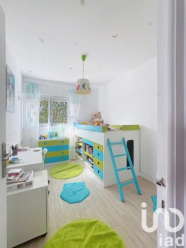 Maison - 200 m² - 7 pièces