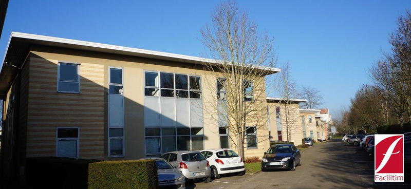 Bureau - 78 m² - 2 pièces