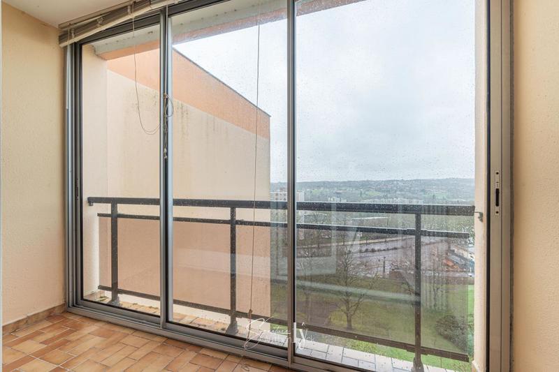 Appartement - 83 m² - 4 pièces