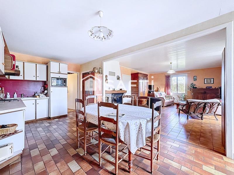 Maison - 165 m² - 8 pièces