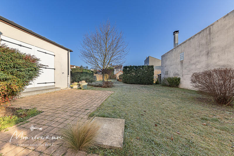 Maison - 102 m² - 6 pièces