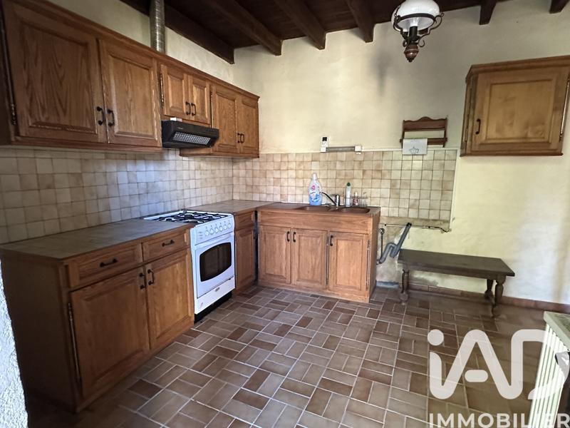 Maison - 300 m² - 15 pièces