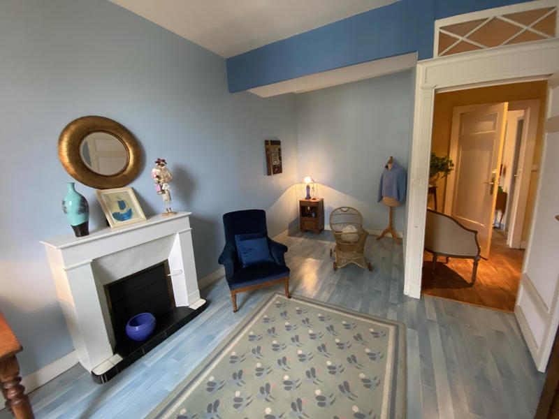 Maison - 320 m² - 11 pièces