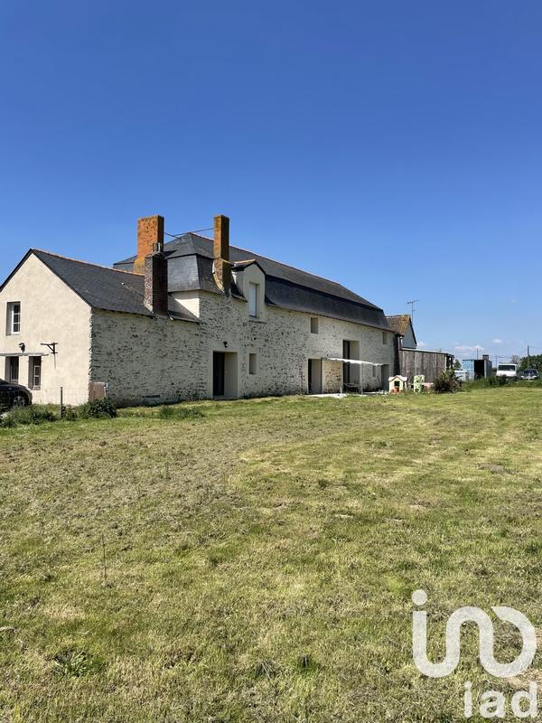 Maison - 252 m² - 10 pièces