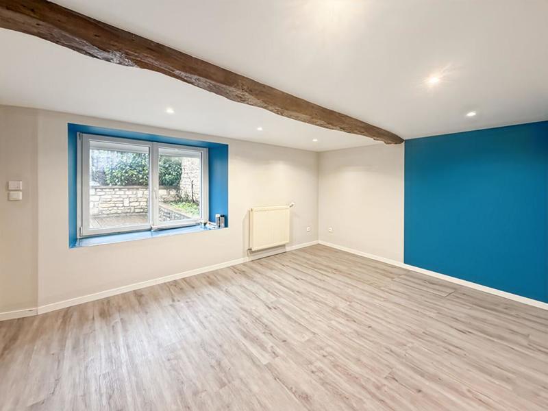 Maison - 205 m² - 9 pièces