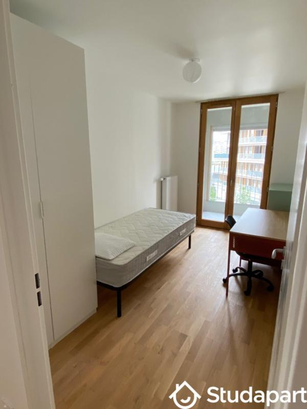 Chambre - 11 m² - 1 pièce