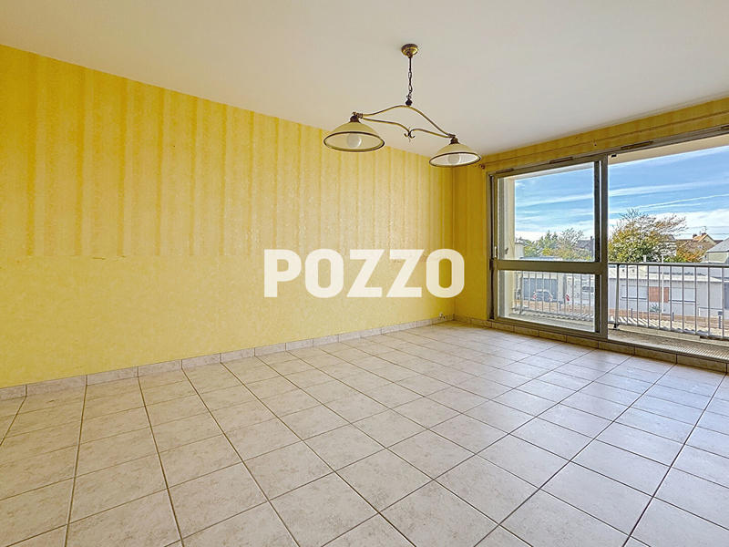 Appartement - 80 m² - 4 pièces