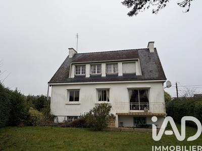 Maison - 138 m² - 7 pièces